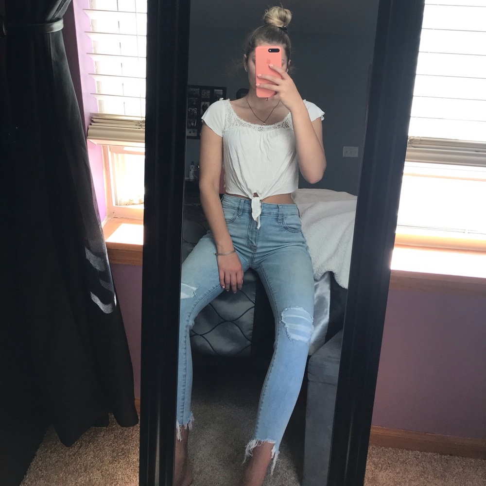 Cropped Lace Shirt